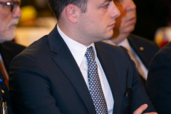 IMG_090947330